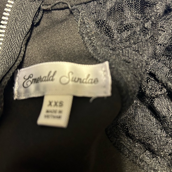 Emerald Sundae Black dress lace detail XXS - Picture 4 of 4